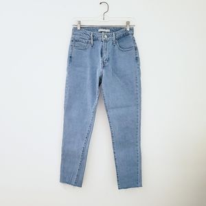*SOLD* Levi's High Rise Skinny Jeans